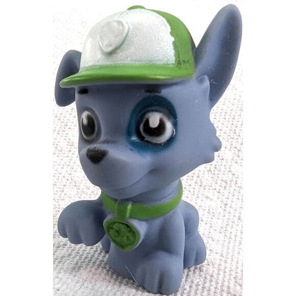 Spin Master Paw Patrol Rocky Dog 2.3" Toy Figure Blue Rubber Puppy 2020 - Picture 1 of 5